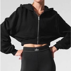 EUC alo yoga sweet escape zip up hoodie in black size M
